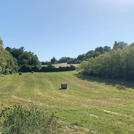 בית נופש Casa Di Monica